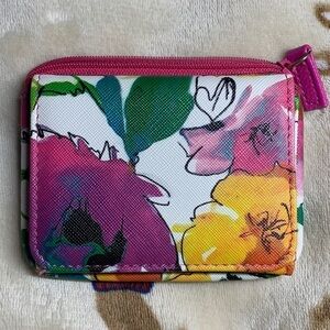 Compact zip pouch wallet